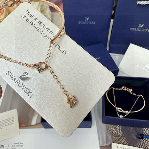 施华洛世奇永恒爱意8字手镯 商品图3