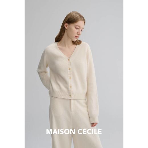 MAISON CECILE 羊绒羊毛亲肤慵懒感温柔精致V领软糯针织小开衫 商品图2