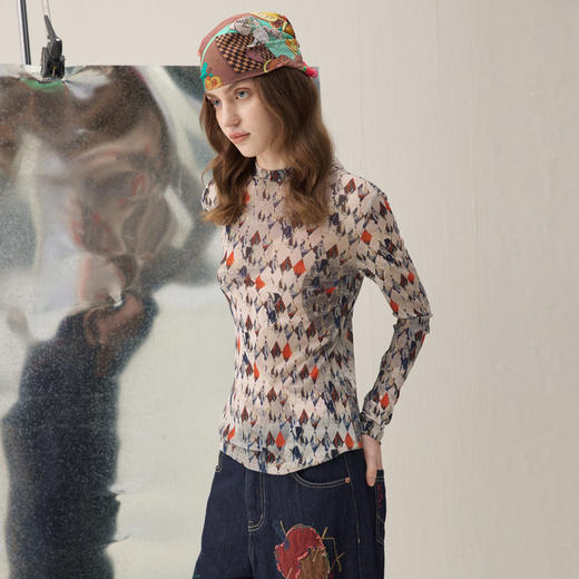 谜底印花弹力打底衫T恤长袖2026春季新品亲肤柔软修身女261MT0002 商品图1