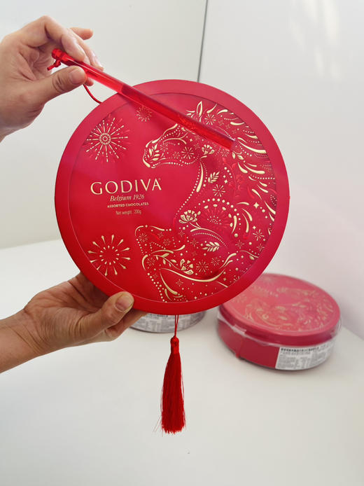 新年版Godiva歌帝梵三味巧克力🍫、每年送礼爆款，榛子巧克力味、焦糖味黑巧克力味、双重巧克力味 商品图1