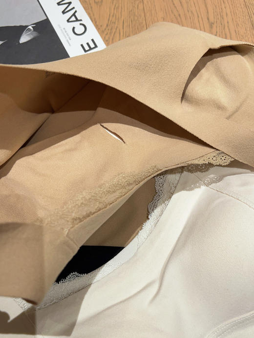 张心子【纯欲天花板】贴身保暖磨毛内衣带胸垫女冬季外穿内搭背心 U2511103 商品图4