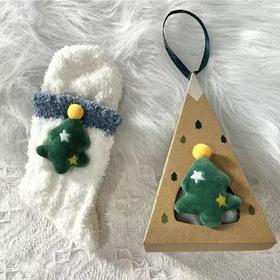 【保暖可爱❗️高级精致】新款圣诞珊瑚绒袜子礼盒可爱卡通风格保暖生日礼物送女友闺蜜礼物。jb