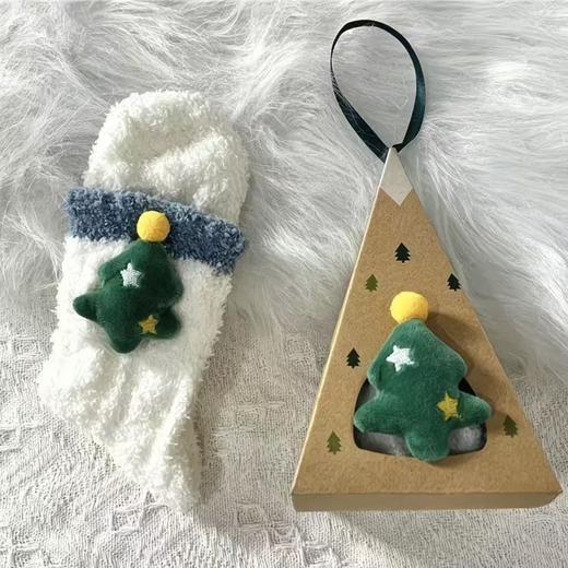 【保暖可爱❗️高级精致】新款圣诞珊瑚绒袜子礼盒可爱卡通风格保暖生日礼物送女友闺蜜礼物。jb 商品图0