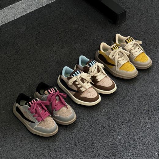 💥【AFJI大牌风炫彩绒面拼接经典板鞋990】🌿鞋面精选优质面料，✨整体舒适时尚百搭 🔥内里柔软透气，上脚清爽不闷热~💦 舒适跟高显腿长，久走不累脚  商品图1