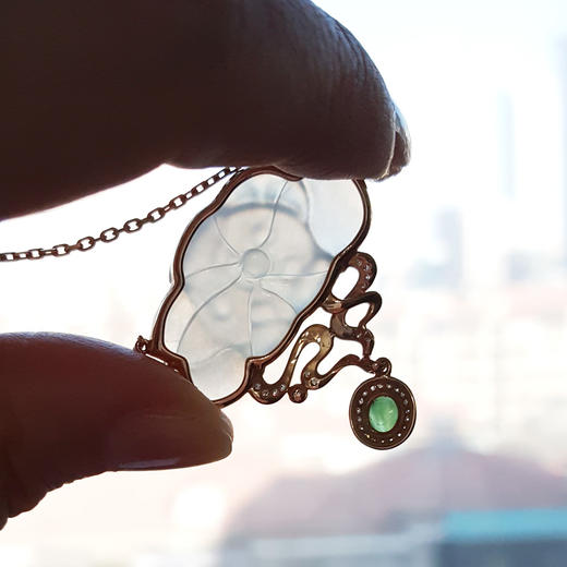 【天然正品】A货翡翠AU750精品玫瑰金镶钻镶天然冰种莲花造型翡翠（高贵，幸福）吊坠项链吊坠：32.1*28.5*6.8MM / 项链：42CM（长度可调节）女士 021225NJM17 商品图3