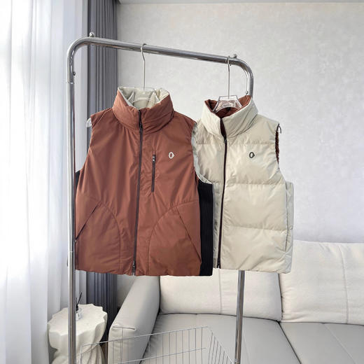 25年！素家冬季新品女白鹅绒双面穿反光厚羽绒马甲背心！ 商品图0