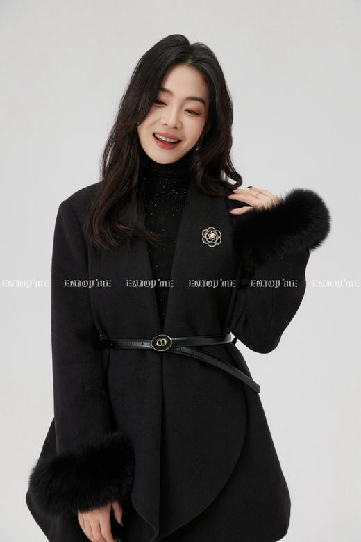 【门店同款】ENJOY冬季“相聚时刻”袖口狐狸毛羽绒外套 168143259 商品图1