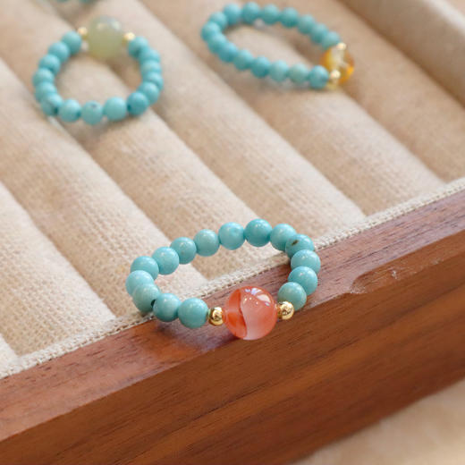 【菱镁矿天然南红戒指】敦煌小众菱镁矿戒指弹力女小众复古南红蜜蜡指环 商品图0