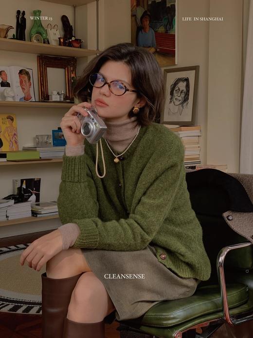 苔藓绿复古毛衣巨显白超治愈绿野仙踪羊毛开衫 商品图0