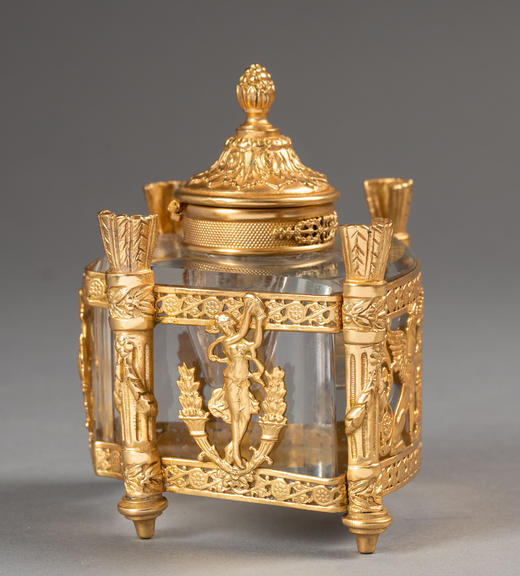 独角鹿西洋古董19世纪法国出品火炬立柱造型双翼鹰头狮身神兽主题铜鎏金精雕嵌水晶墨水瓶 商品图5