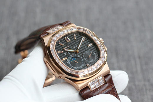 PPF百达翡丽5712GR，5724“钢王之王”震撼出道！超一体机Cal.240 PS IRM C LU。全机芯零件265个，机芯宝石同色原装一色鸽子血，平面游丝，21600每小时振汤次数❕❕❕ 商品图14