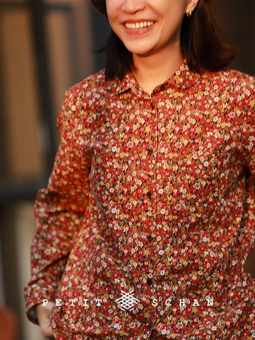 PETIT SCHAN小闪 CLO#661 Fading flower 闻花落 日本进口纯棉细条纹灯芯绒小碎花圆领衬衫 商品图2