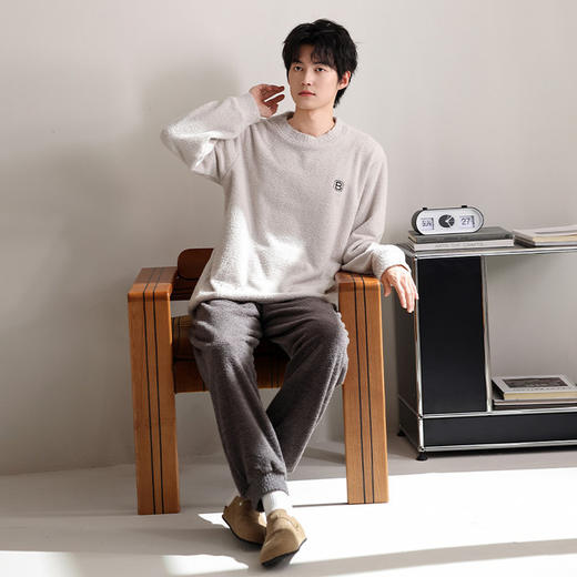 【宅家半边绒男款家居服套装】🛍️加厚奶舒绒睡衣套装，超级软糯如奶油一般柔软丝滑，质感惊人，毛茸茸软绵绵简直太舒服了-XJC 商品图10