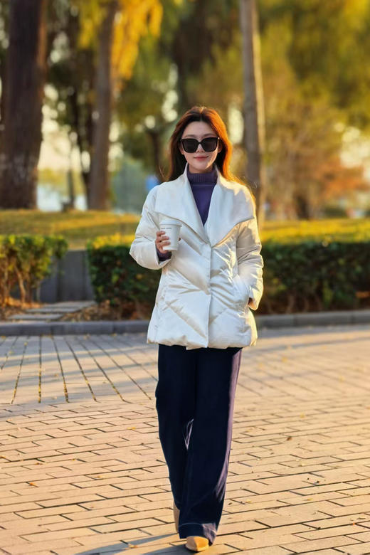 逸红颜明月优选#缎面羽绒服「绫月」绝美新中式月光缎！年底聚会穿太贵气了~ 商品图8