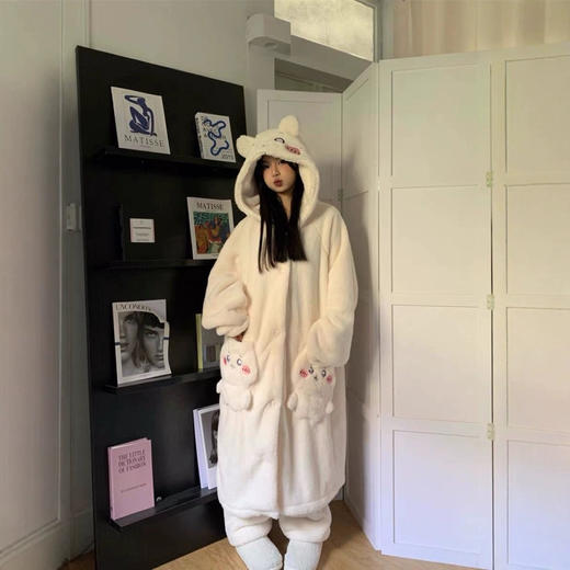 搞怪沙雕小丑鱼珊瑚绒连体睡衣女冬季新款加绒加厚毛绒睡袍居家服 商品图1
