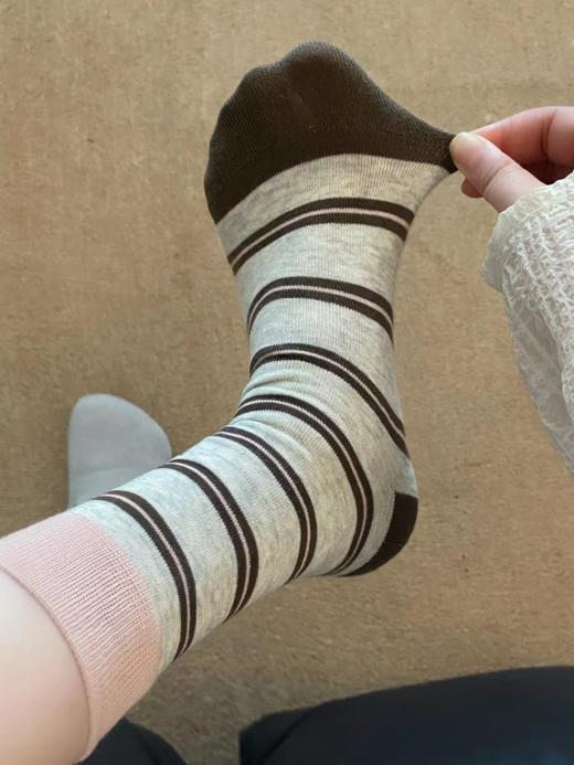 <曾小咸推荐> 可露丽复古中筒袜 日常价79/组 49.99/组！！！（一组五双）【预售款，预计3-15天发货】 商品图1