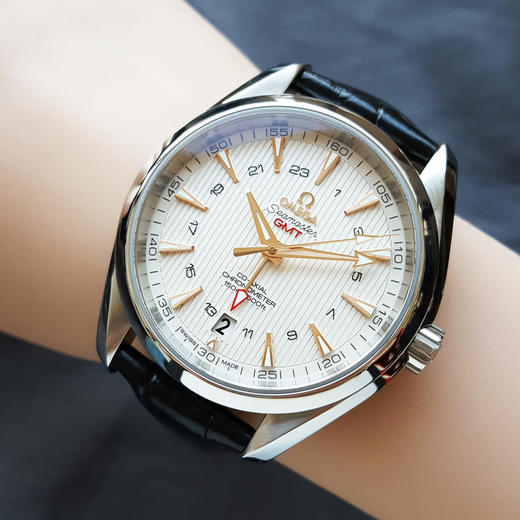 【95新】OMEGA 欧米茄231.13.43.22.02.004天文台认证同轴自动机械机芯日期显示、GMT43MM（男款）海马系列精钢 281125NJS25 商品图9