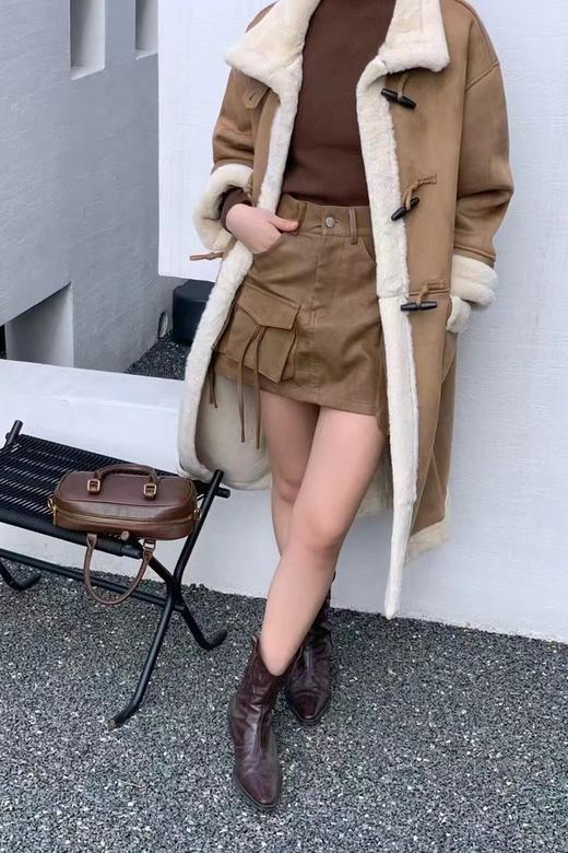 LNNNS 牛角扣皮毛一体加厚中长款外套 21748 商品图5