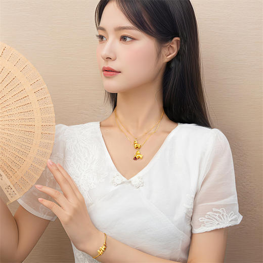 【新品首发】唐马-马平安 足金黄金生肖马转运珠MEMORA诗普琳HP909901 商品图4