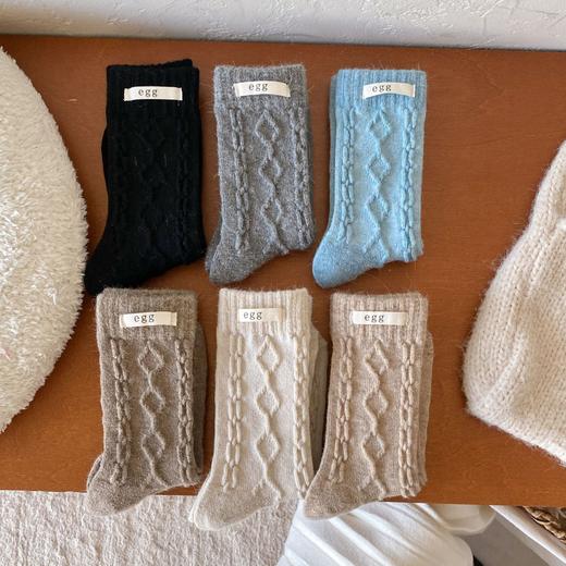 【柔软舒适❗️搭配神器】兔羊毛egg袜子女秋冬加厚韩国东大门ins布标保暖中筒堆堆袜子女。jb 商品图1