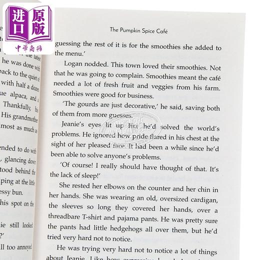 【中商原版】梦港系列1 南瓜香料咖啡馆 英文原版 The Pumpkin Spice Cafe Laurie Gilmore 浪漫喜剧故事 畅销流行小说 英版平装 商品图4