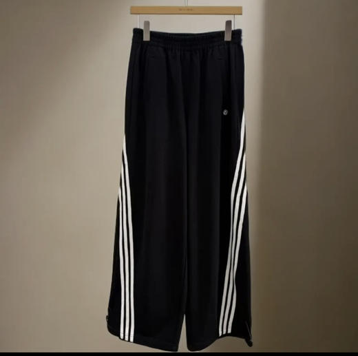 【爆款】水淼2026春新品休闲时尚潮牌抽绳阔口裤2112 商品图1