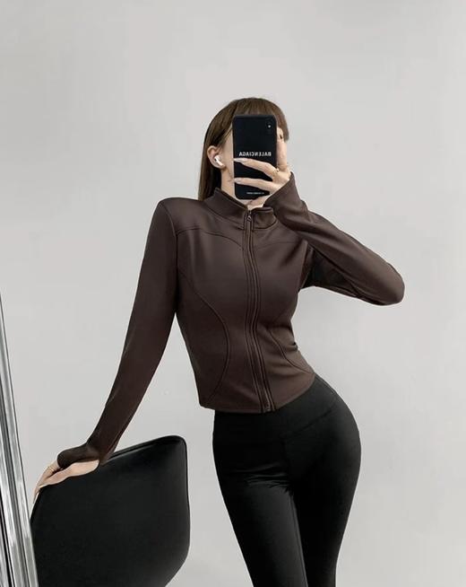 【ZS】蓄热锁温【lu同款小蛮腰保暖外套】单穿显身材，叠穿更精致（卡码/喜欢宽松舒适建议拍大一码） 商品图2