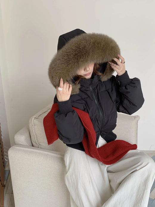 【高品质私服】【芬兰雪境羽绒服】3色可选！上身超显脸小，⁩短款收腰版型显瘦又显高！⁠零下穿毫无压力【无标出货 介意慎拍】WD 商品图3