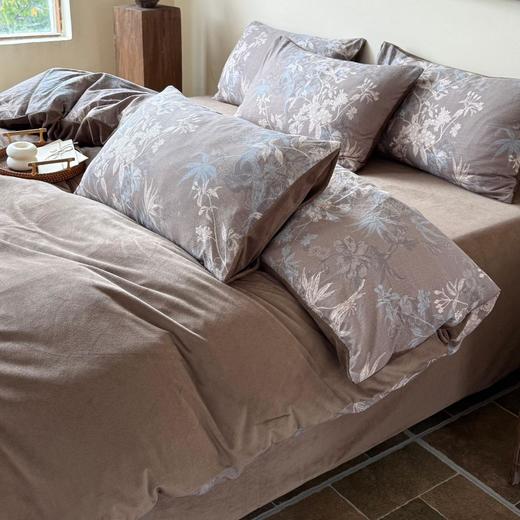 【京帝 法式雨露麻加绒五件套】舒适透气 亲肤保暖 不起静电 不爱掉毛 植物浸染 A面法式提花 B面加绒 商品图0