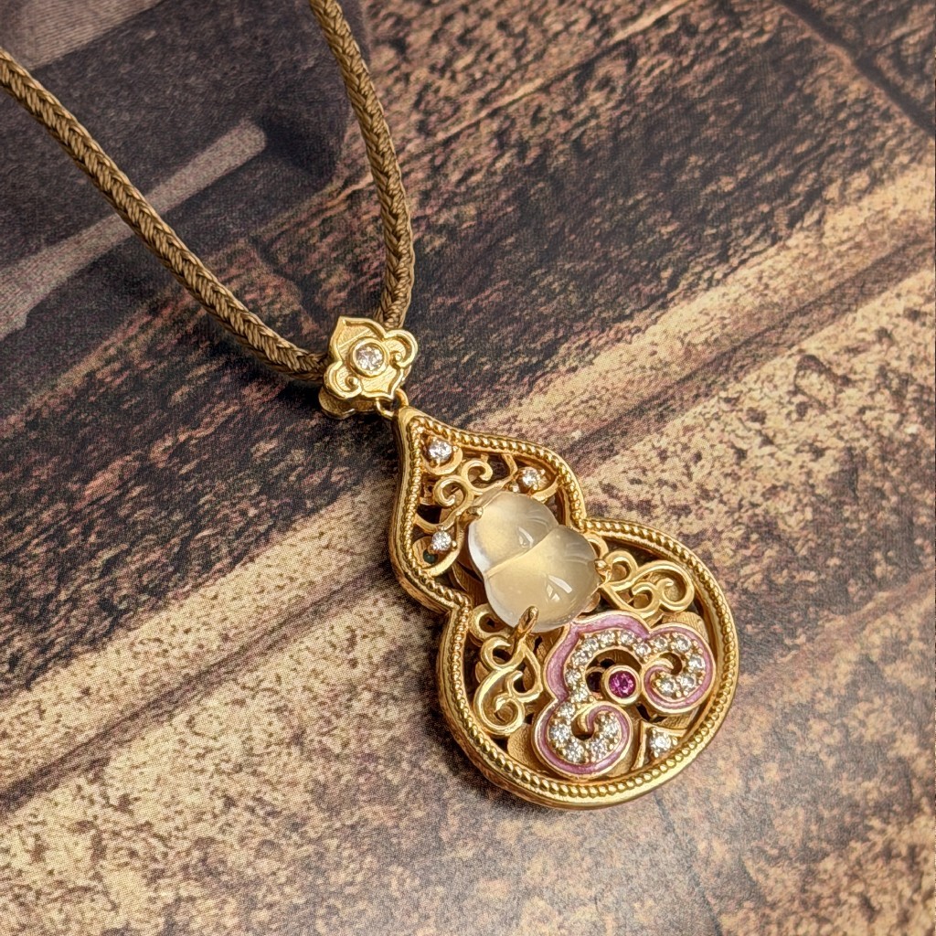 【甄珠贝】预售20天 一款双戴！珐琅AB面水沫玉葫芦吊坠，925纯银镀金，含编绳，70cm