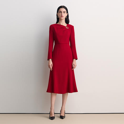 EITIE爱特爱收腰鱼尾裙摆领口金属扣细节设计精致优雅礼服8577202 商品图1