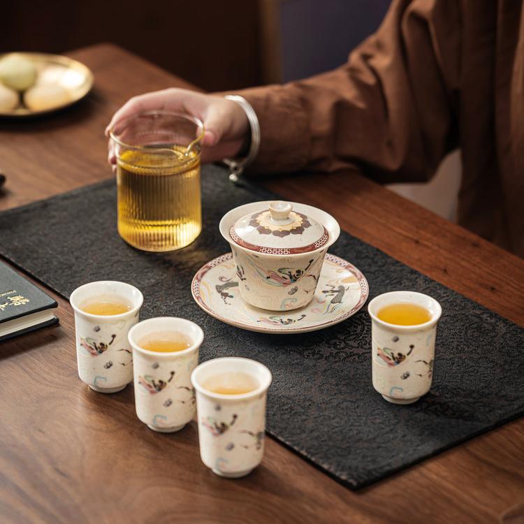 敦煌文创官方出品，线下门店同款！【敦煌飞花映沙系列】（苏打釉 + 窑变）摸得到鸣沙山细沙感， 单人瓷器咖啡杯/茶壶6件套茶器/盖碗7件套茶器