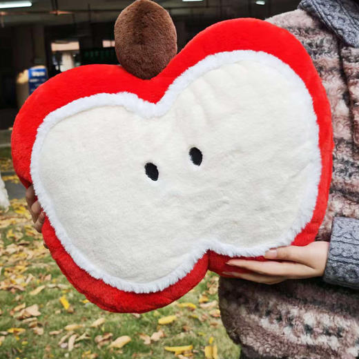 45cm红苹果坐姿靠垫沙发客厅床上毛绒玩偶公仔抱枕-纪念日百货门店同款166745918 商品图2