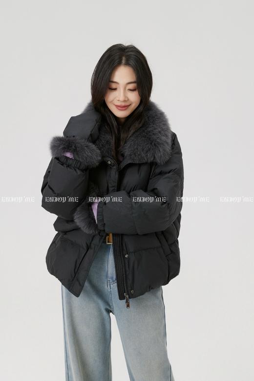 【门店同款】ENJOY冬季“暖冬知性”配手套狐狸毛羽绒服 167695326 商品图1