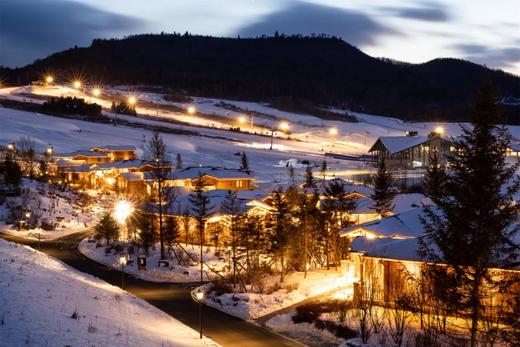 长白山瑞士酒店×两晚套餐·含冰钓+马拉爬犁体验+滑雪+地中海温泉+UTV场地+YOYO鹿苑门票 商品图3