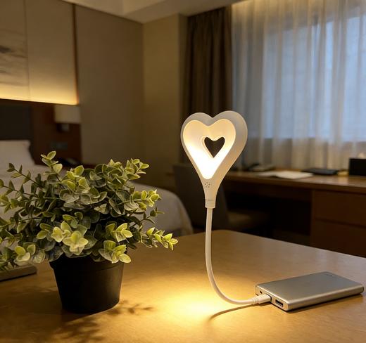 USB智能语音小夜灯+语音空调遥控器 语音操控床头灯 商品图0