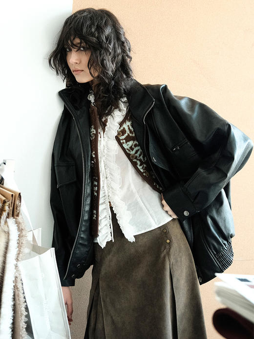 TR她热 末路狂花 黑色荔枝纹复古设计宽松挺括机能风PU皮夹克外套 商品图3