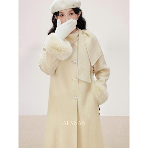 鹿向南「暖冬呢喃」高级感气质双面毛呢外套女装冬季新款长款大衣 商品图0