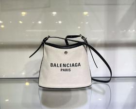 中性款斜挎包ZH004