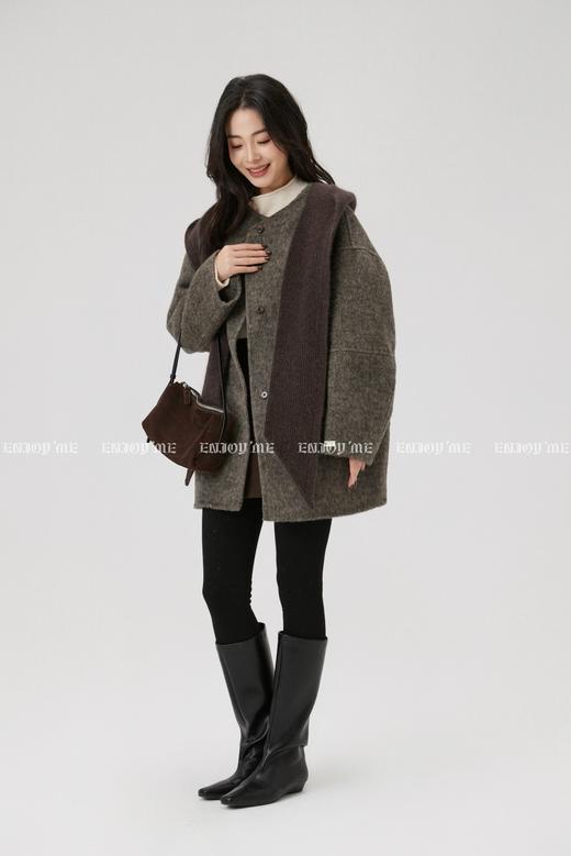 【门店同款】ENJOY冬季“暖冬知性”圆领中长款披肩大衣 168144091 商品图4