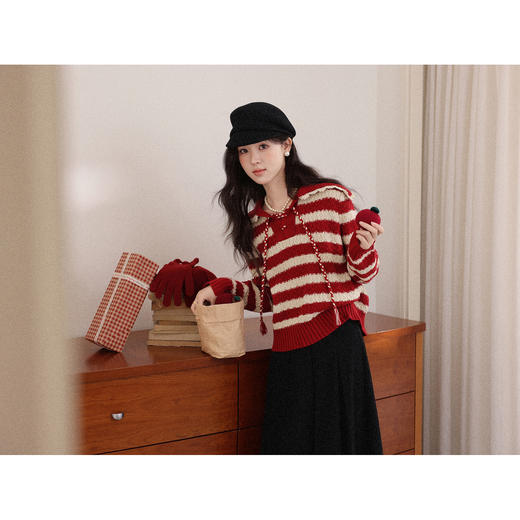 鹿向南「红酒微醺」圣诞红色毛衣女秋冬高级设计感短款针织衫上衣 商品图3