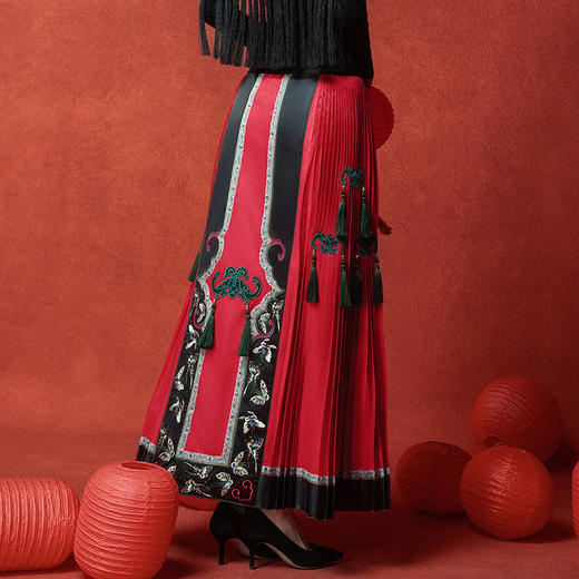 【林栖设计小店】恭王府联名|马面裙马上有福绣花2026早春新款半身裙女1961229 商品图7