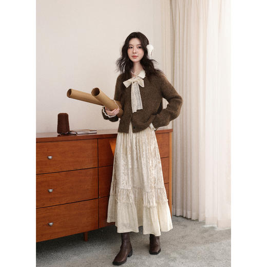 鹿向南「素缎缓光」杏色丝绒半身裙女秋冬法式复古风长款A字裙 商品图3