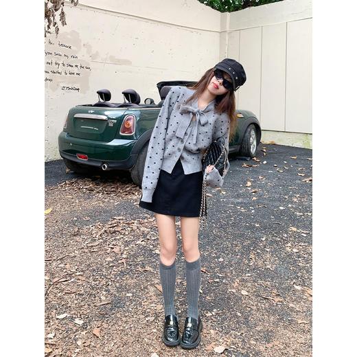 【169元任选2件】现货！ 韩系V领长袖针织开衫 商品图3