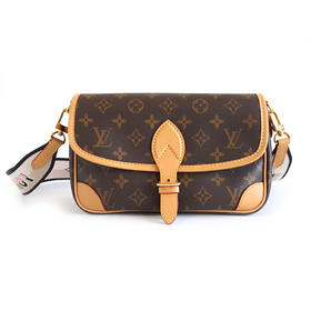 【98新】LV路易威登DIANEM45985  老花黑肩带DIANE法棍包单肩包女士 081225AK09