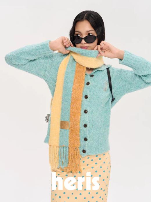 heris/H53107/多巴胺撞色条纹 手工流苏下摆 圈圈纱提花长款围巾亲肤 商品图0