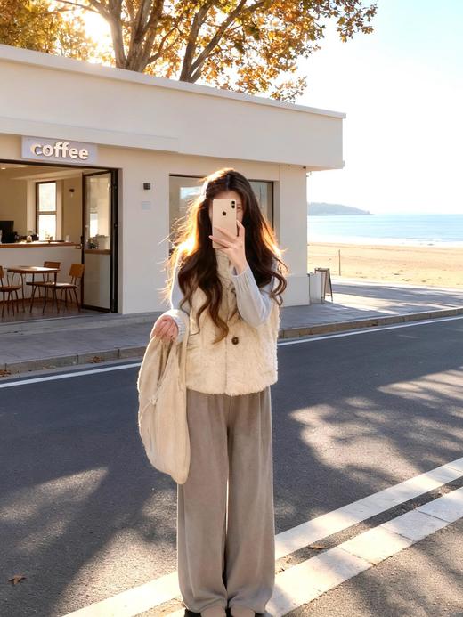 【 LEOS VITI加厚羊羔绒裤】洗后不变形，越穿越软乎 😎垂感显瘦天花板，梨形身材也能穿出纸片人效果 自发热羊绒毛呢，好穿到根本不想脱！！-AJYX 商品图3