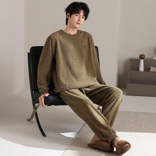 【宅家半边绒男款家居服套装】🛍️加厚奶舒绒睡衣套装，超级软糯如奶油一般柔软丝滑，质感惊人，毛茸茸软绵绵简直太舒服了-XJC 商品图7