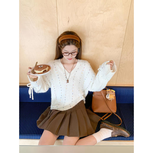 【169元任选2件】现货！ 韩系v领套头毛衣 商品图2