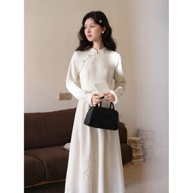 鹿向南「花影云栖」新中式国风针织长袖连衣裙女秋冬收腰杏色长裙